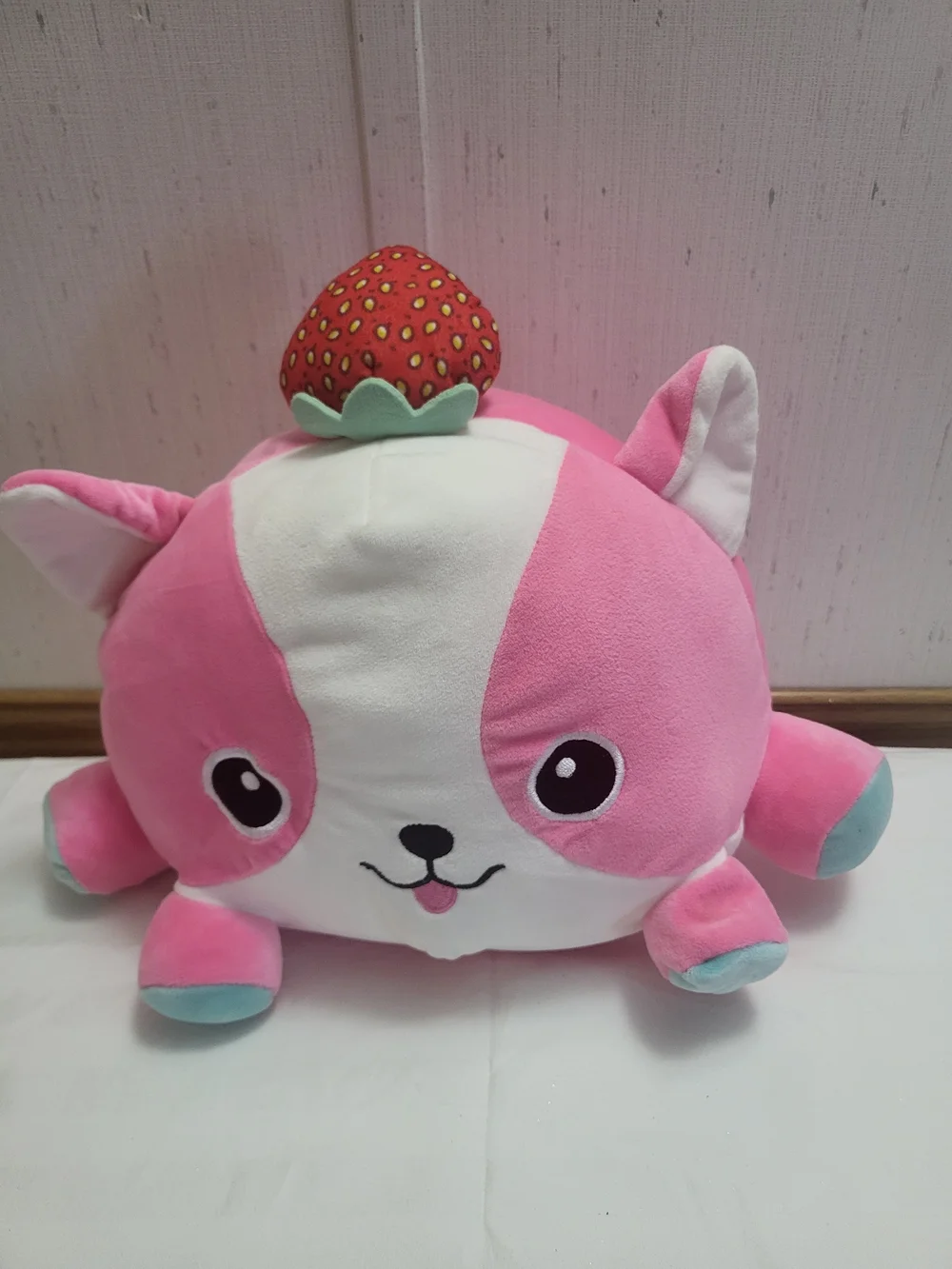 Smoochy Pals Pink Dog Plush with Stawberry 8 Inch Stuffed Animal Toy